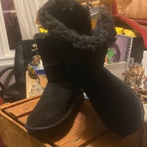 Koolaburra Black Winter Boots